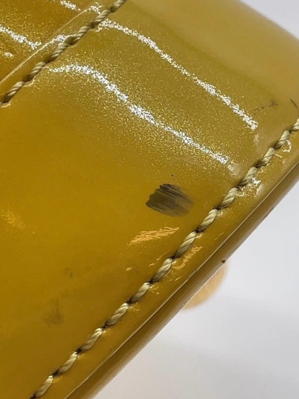 Louis Vuitton Yellow Patent Vernis Alma Satchel - Picture 11 of 16